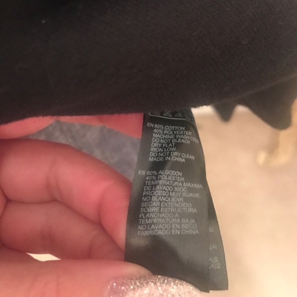 Forever 21 gold heart sweater - Picture 8 of 8